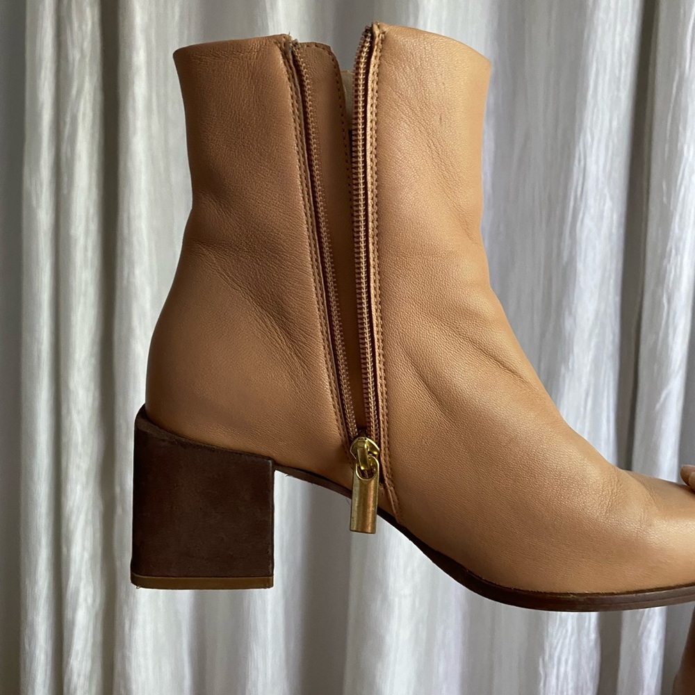 Seychelles Siesta Beige boots. Size 6